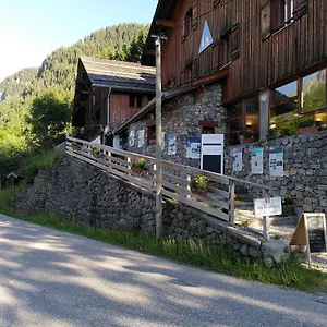  Auberge de jeunesse Hi France